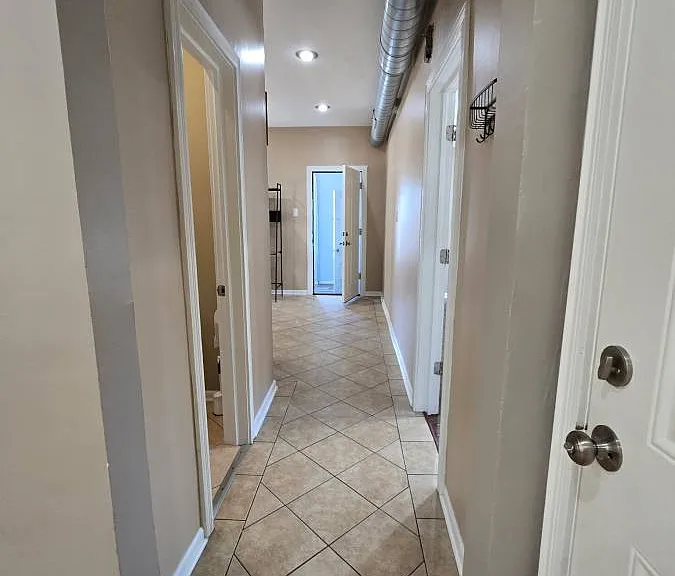 3037 W 40th Pl — Photo 9