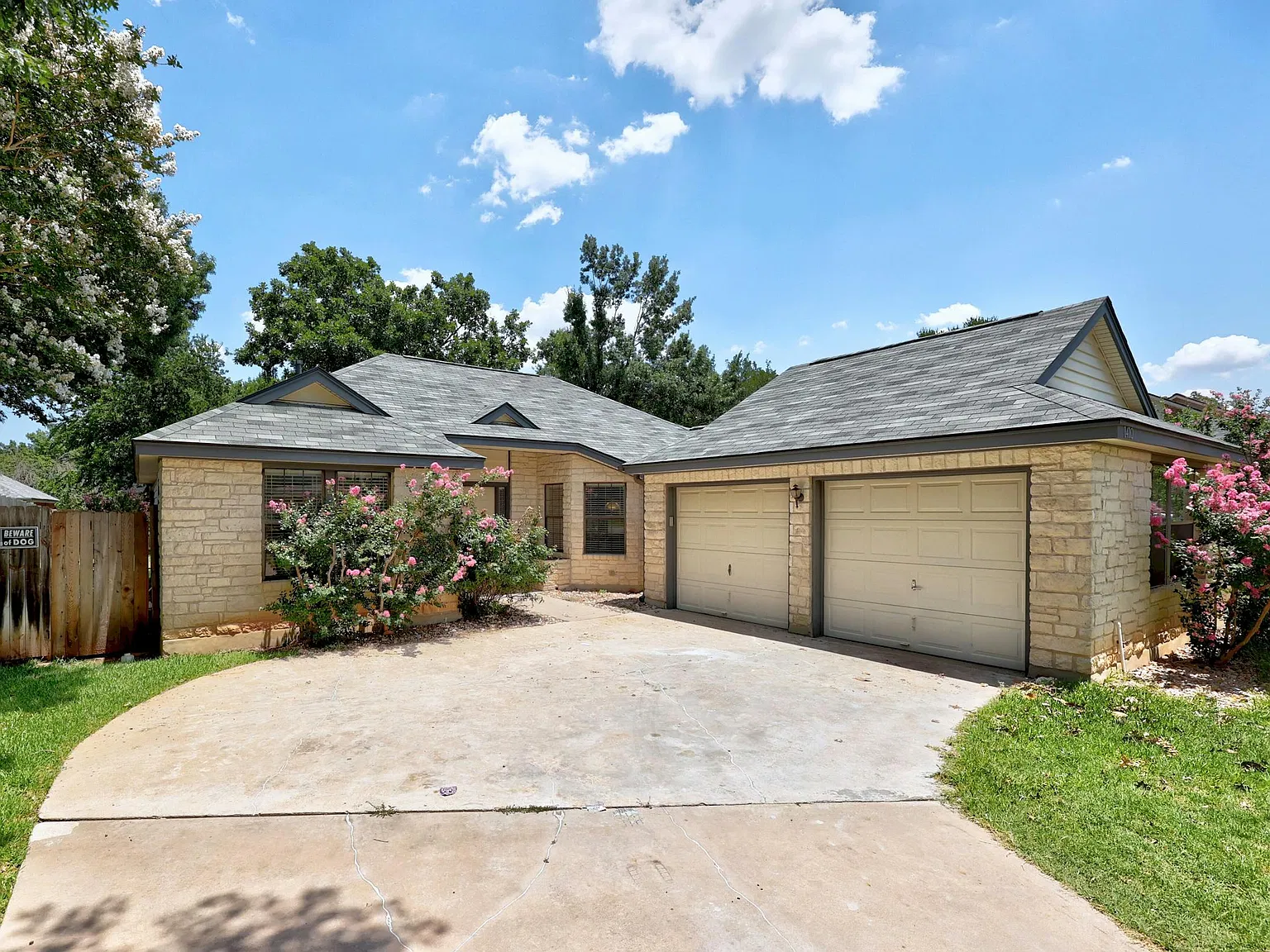 3 bed, 1559 sqft, $1,895 — Photo 1