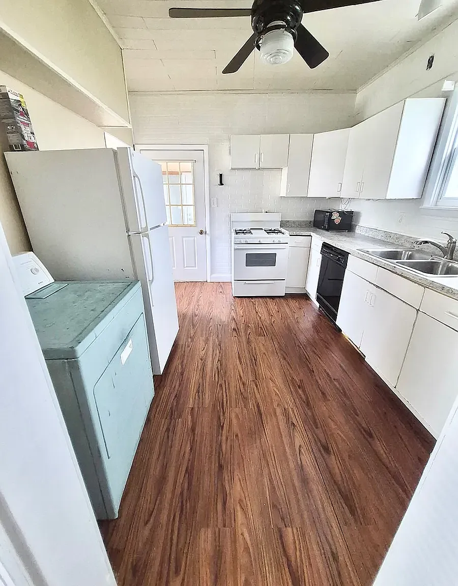 2 bed, 1326 sqft, $1,350 — Photo 3