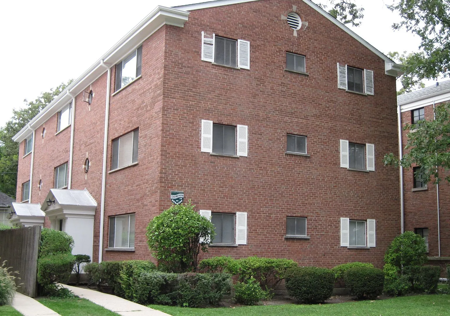 305 - *2213-15 Central Street Bldg* — Photo 1