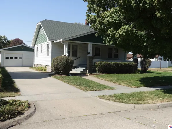 837 N Hancock St, Fremont, NE 68025