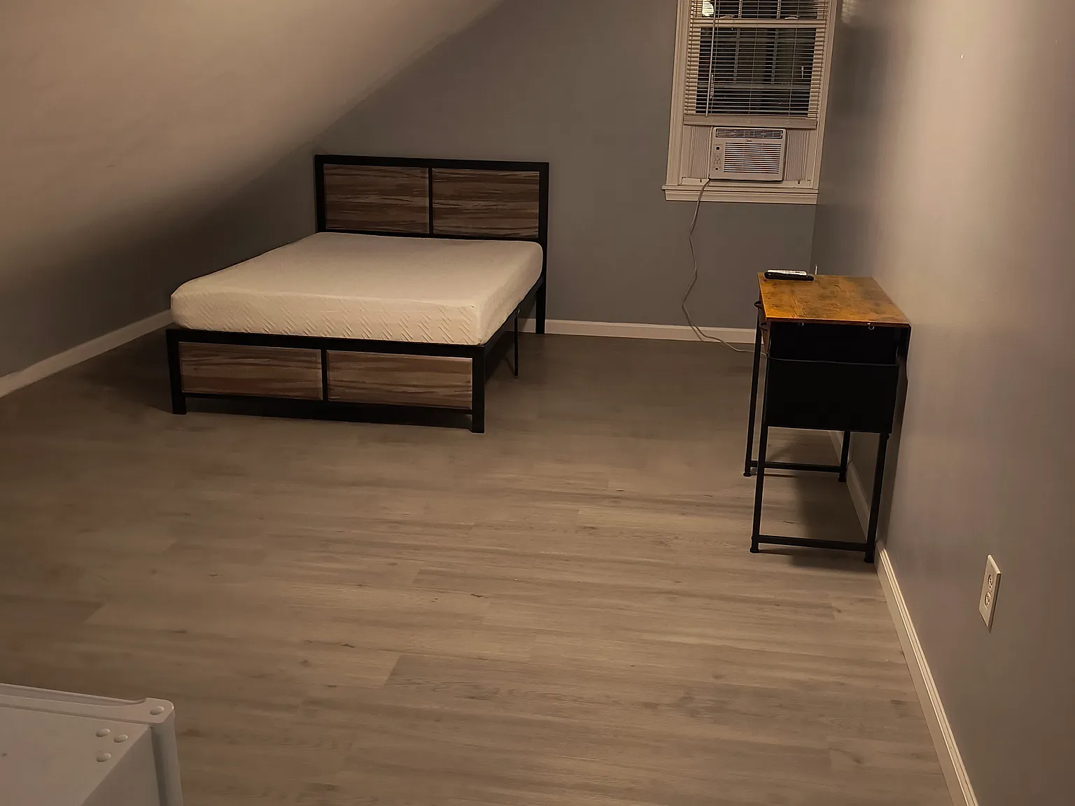1 bed, $850 — Photo 1