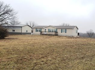 7826 SW Docking Rd, Auburn, KS 66402