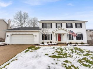 955 Lawrence St, Medina, OH 44256