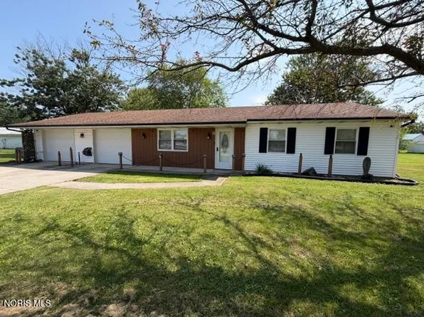 8 Foxglove Pl, Montpelier, OH 43543