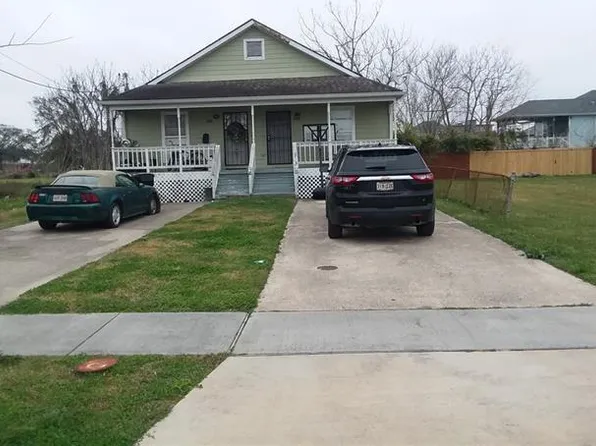 3923 Roneagle St, New Orleans, LA 70122