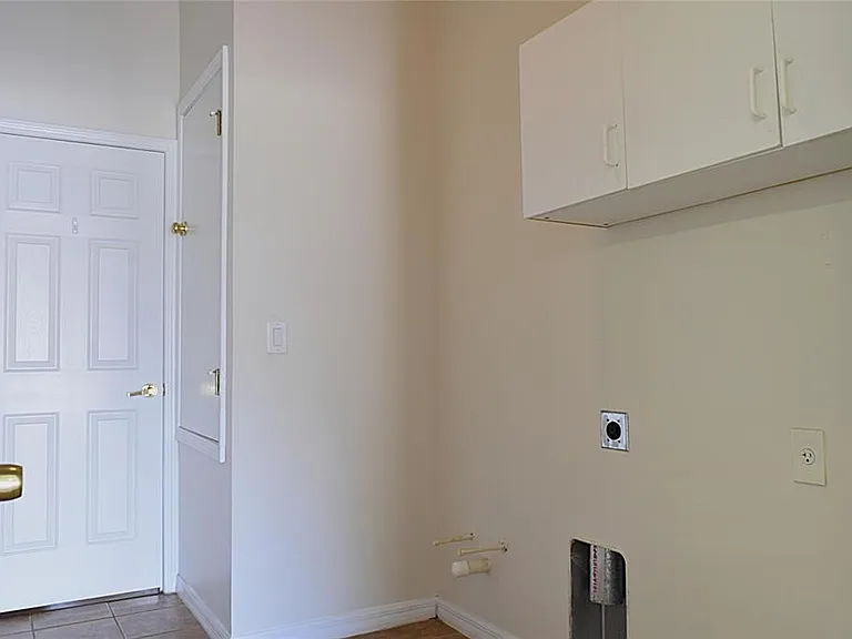 4222 Balington Dr — Photo 33
