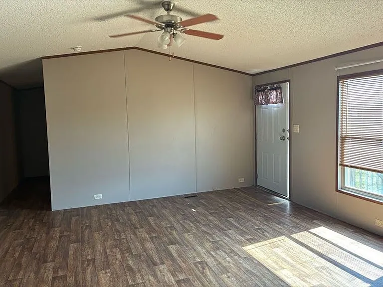 764 Wilson Dr — Photo 7