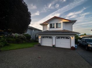 764 Bowen Dr, Campbell River, BC V9H1S2