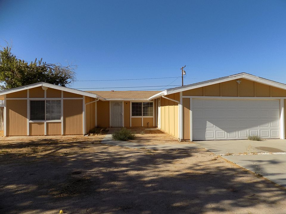 2nd image of 8901 Aspen Ave