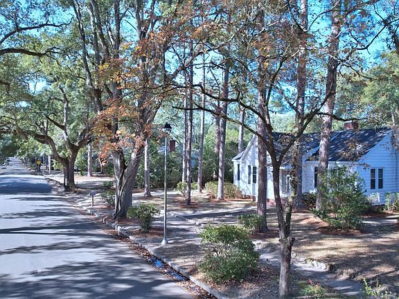 4th image of 825 1st Ave