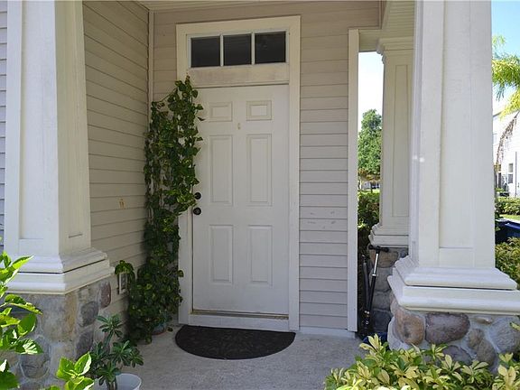 3rd image of 12283 Country White Cir