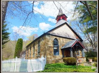 1213 Green River Rd, Williamstown, MA 01267