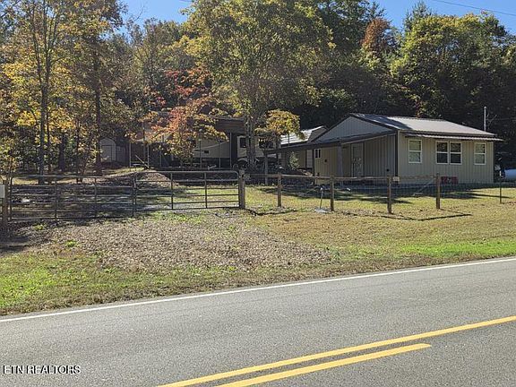 3rd image of 1575 Genesis Rd