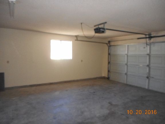 2nd image of 885 Roadrunner Dr