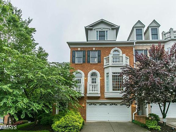 2nd image of 7705 Spoleto Ln