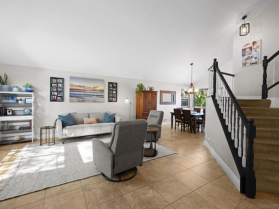 4th image of 13972 Poway Valley Rd