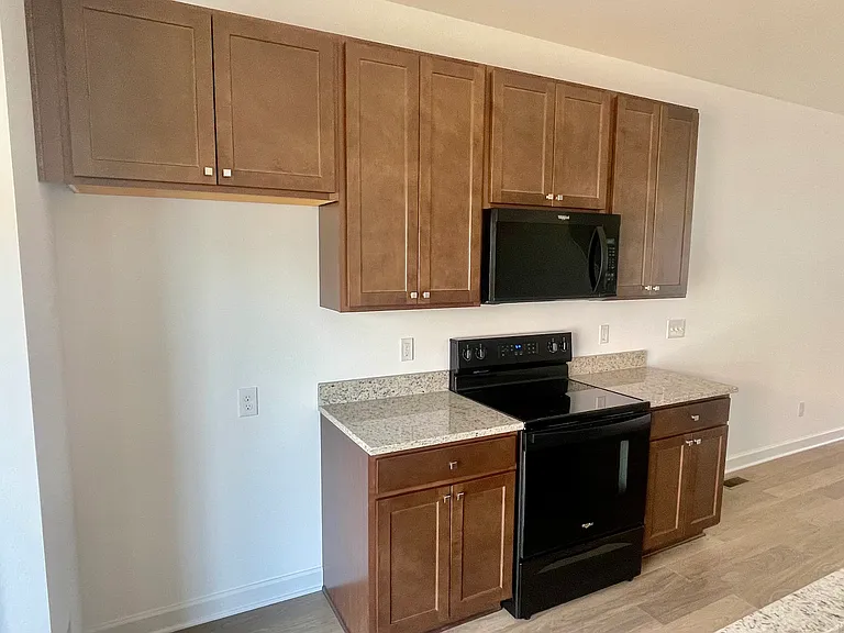 209 N Broad St — Photo 6