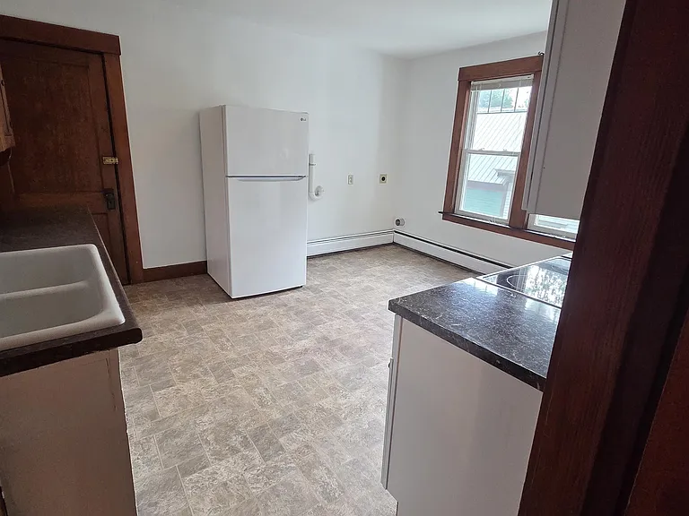 267 Main St — Photo 3