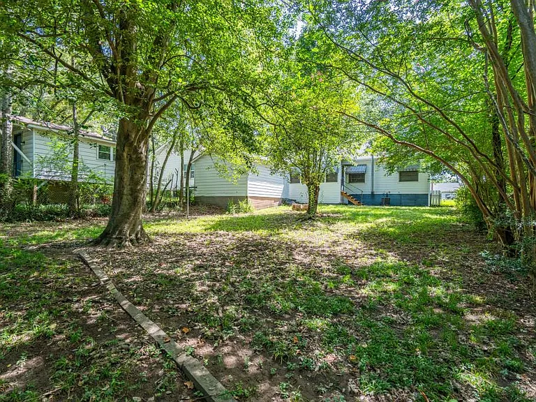 102 Chitwood St — Photo 24