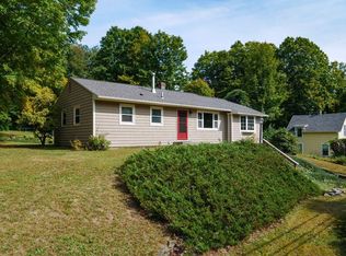 42 E Center St, Leeds, MA 01053