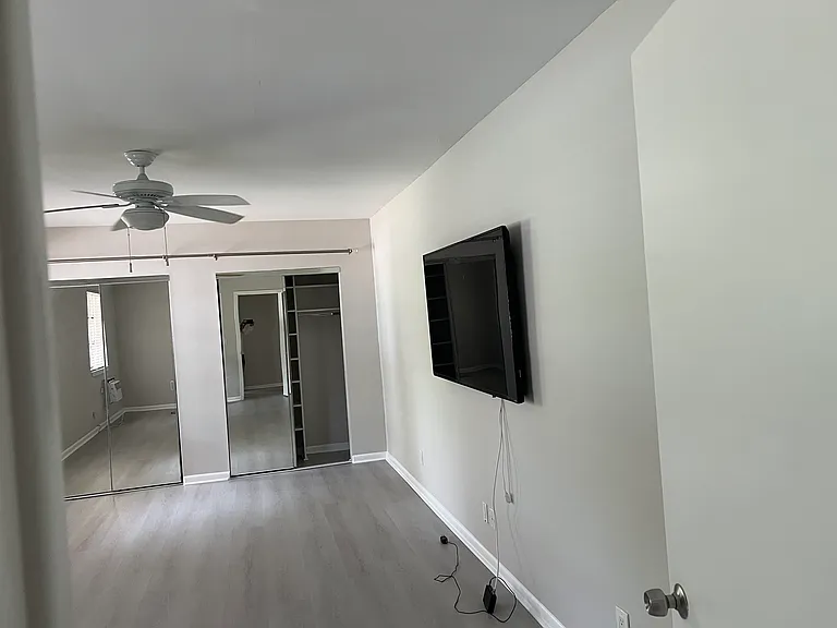 8400 Trotters Ln — Photo 13