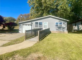 713 Logan St, Saint Joseph, MO 64505