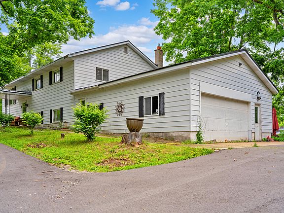 3rd image of 12891 Bartz Rd