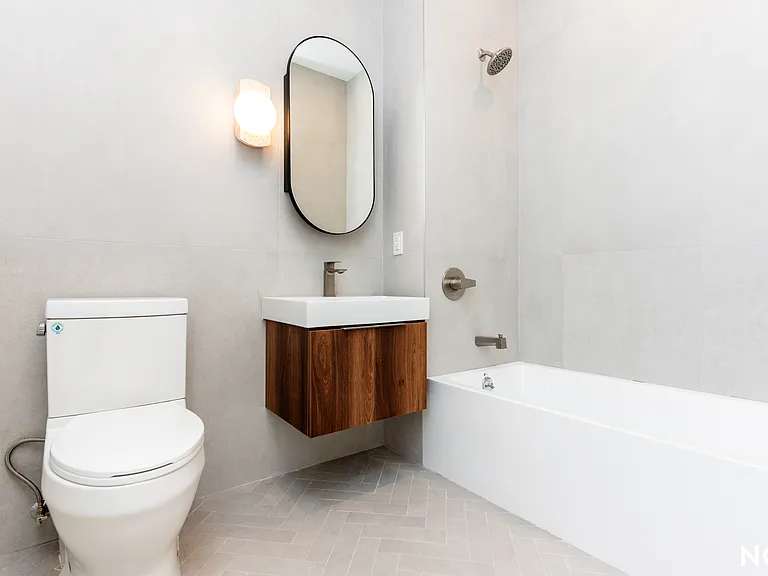 26-04 Jackson Ave #4C — Photo 10