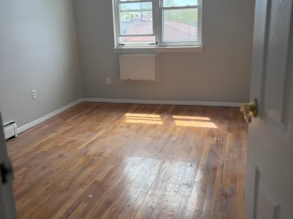 2078 Bergen Ave, Brooklyn, NY