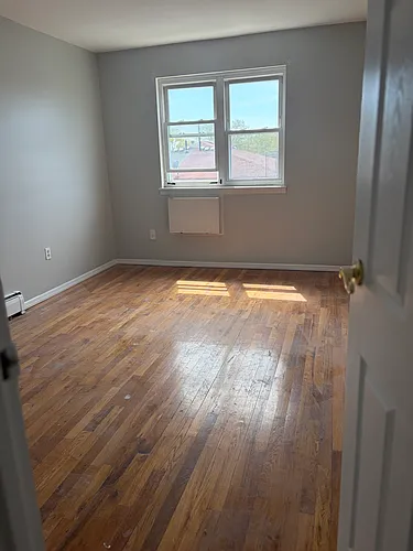 2078 Bergen Ave #1 Photo 1