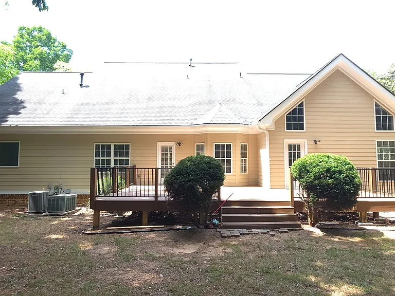 606 Lakeshore Ct — Photo 26