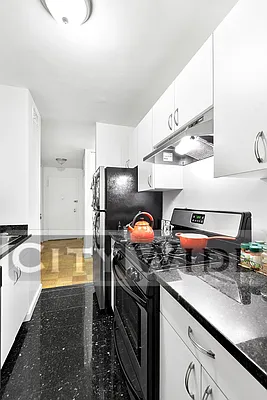 Rented by City Wide Apartments | media 4