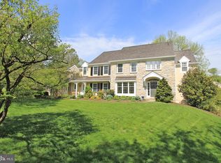 207 Ravenscliff Rd, Wayne, PA 19087