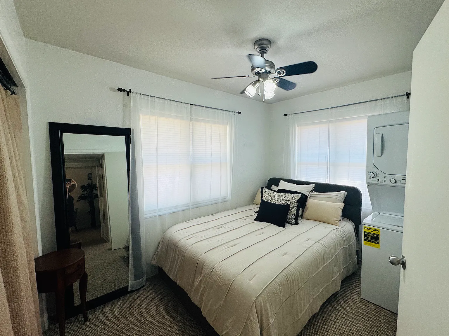 2 bed, $3,500 — Photo 4