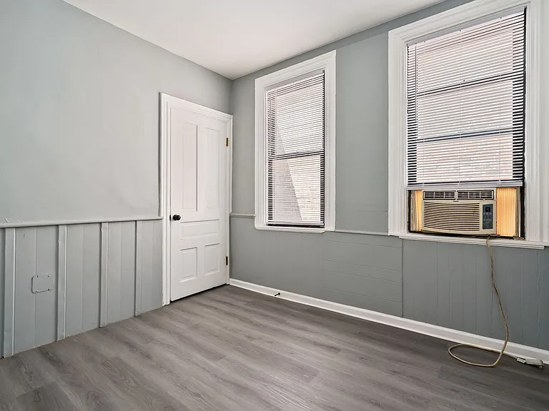 22 Bedford Sq — Photo 9