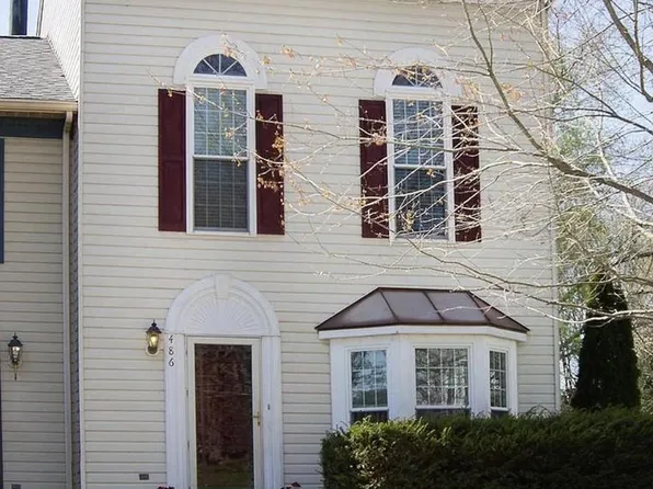 486 Lakes Ct, Westminster, MD 21158