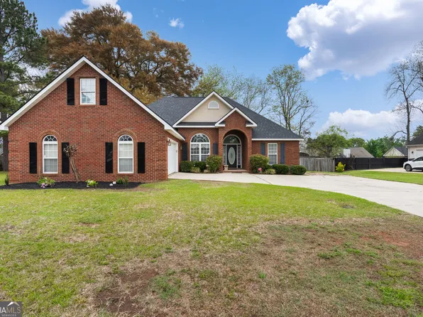 900 Bay Laurel Cir, Warner Robins, GA 31088