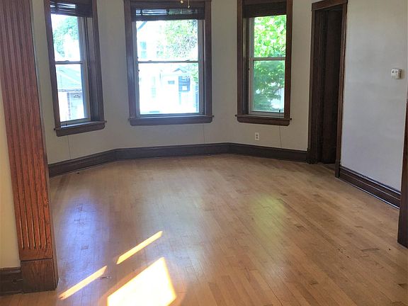 3rd image of 2451 N Avers Ave #2