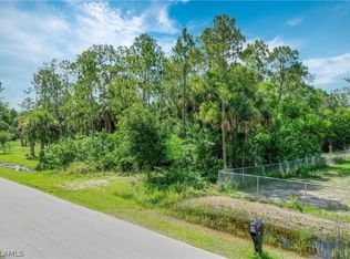 372 45th Ave NE, Naples, FL 34120