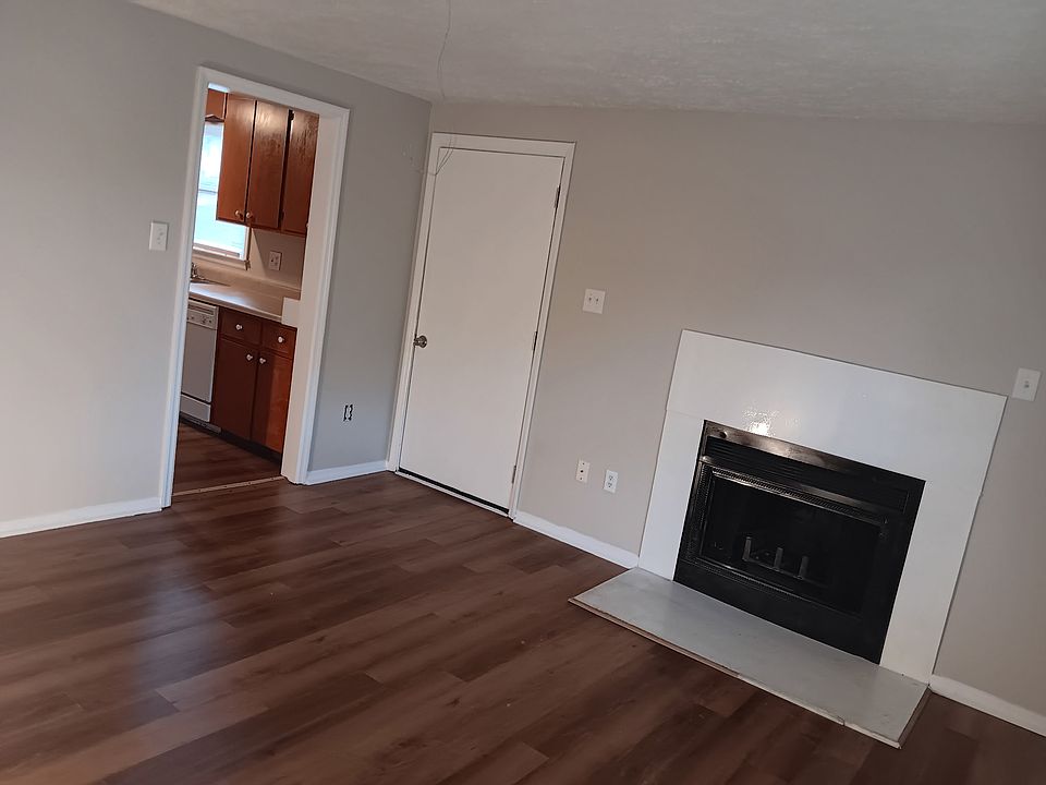 1st image of 3130 Vestal Pl