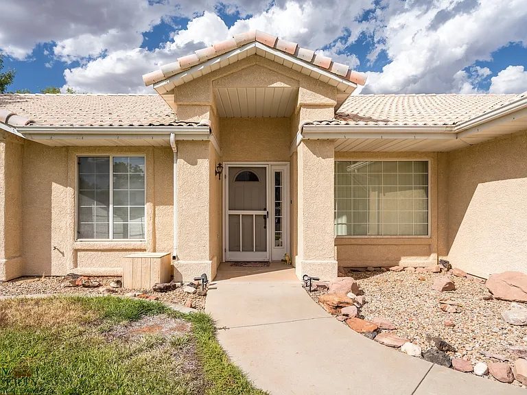 2342 W 1710 North Cir — Photo 12