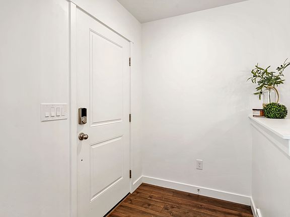 2nd image of 274 N Portside Ln