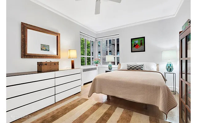 Sold by Douglas Elliman | media 15