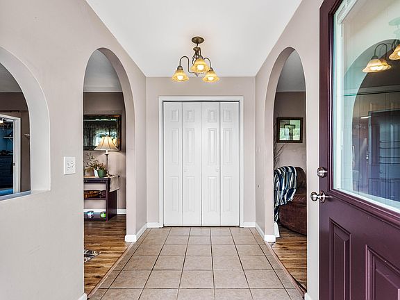 3rd image of 126 Albrights Ranch Dr