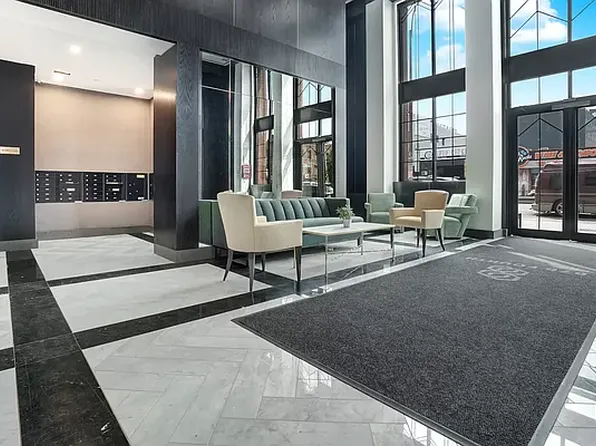 875 4th Avenue image 19 of 24