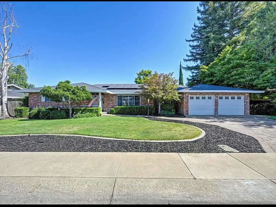 725 Sherwood Dr