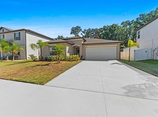 6494 Beverly Hills Dr, Zephyrhills, FL 33541