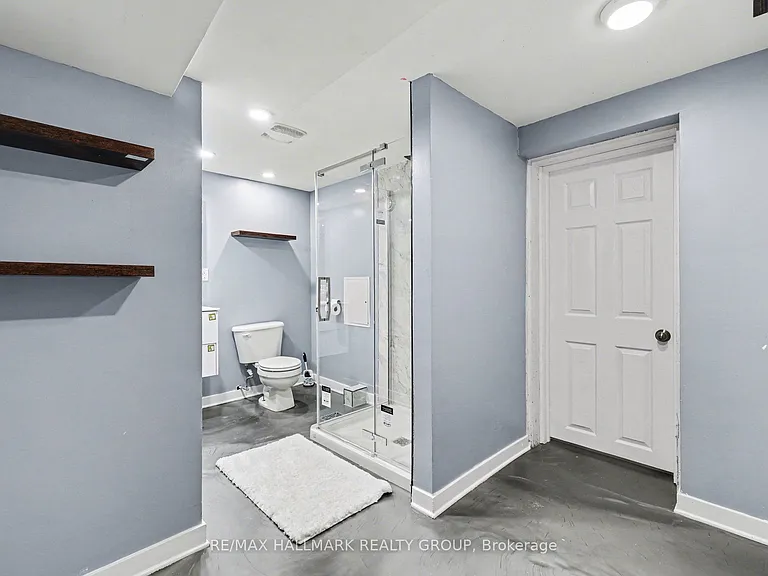1307 Vancouver Ave #B — Photo 16