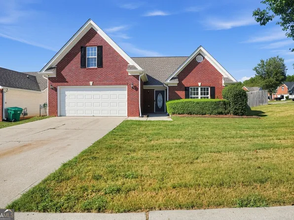 1512 Queen Elizabeth Dr, Locust Grove, GA 30248
